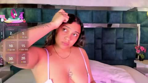Snapshot of abril_gomez_11 chatting on 03/22/26, 07:39 abril_gomez_11 online show from 03/22/26, 07:39