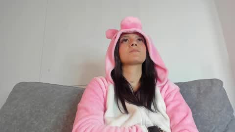 Snapshot of abril_jones10 chatting on 02/20/25, 10:05 Abril jones online show from 02/20/25, 10:05