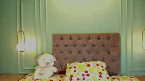 Snapshot of abril_jones10 chatting on 02/24/25, 02:51 Abril jones online show from 02/24/25, 02:51