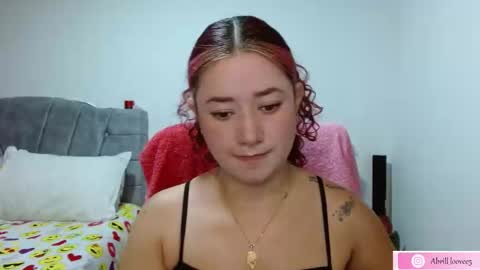 Snapshot of abril_lovee2 chatting on 01/30/25, 03:51 Abril online show from 01/30/25, 03:51