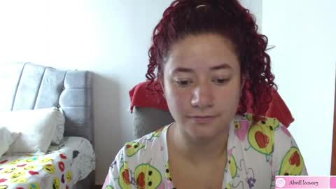Snapshot of abril_lovee2 chatting on 04/07/26, 05:35 Abril online show from 04/07/26, 05:35