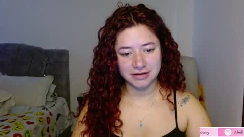 Snapshot of abril_lovee2 chatting on 04/09/26, 03:28 Abril online show from 04/09/26, 03:28