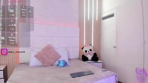 Snapshot of abril_snow chatting on 06/18/26, 07:51 abril_snow online show from 06/18/26, 07:51