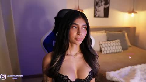 My name is Alexa. Please say hello I like to chat with you. If you have requests please use tip online show from 04/09/26, 12:32