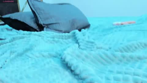 Snapshot of abrilsonne chatting on 12/27/24, 07:18 AbrilSonne online show from 12/27/24, 07:18