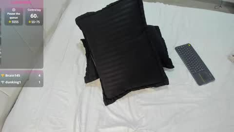 Snapshot of abrilsonne chatting on 02/12/25, 09:01 AbrilSonne online show from 02/12/25, 09:01