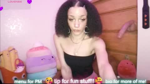 Snapshot of abruisedpeach chatting on 02/26/26, 04:33 Peach online show from 02/26/26, 04:33