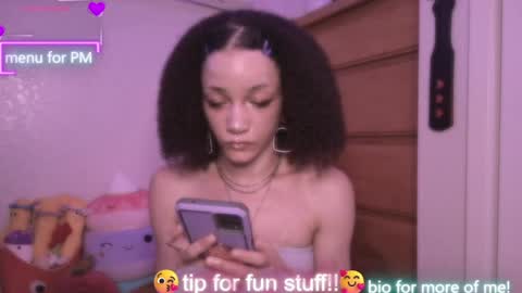 Snapshot of abruisedpeach chatting on 04/01/26, 03:18 Peach online show from 04/01/26, 03:18