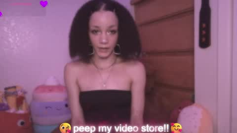 Snapshot of abruisedpeach chatting on 04/08/26, 03:06 Peach online show from 04/08/26, 03:06