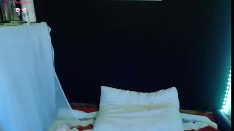 Snapshot of absentavert chatting on 03/07/26, 10:40 Absenta vert online show from 03/07/26, 10:40