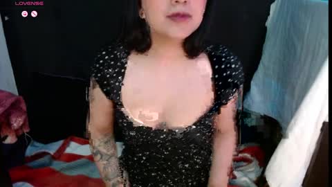 Snapshot of absentavert chatting on 04/08/26, 11:27 Absenta vert online show from 04/08/26, 11:27