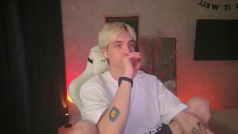 Nick online show from 10/22/25, 03:56