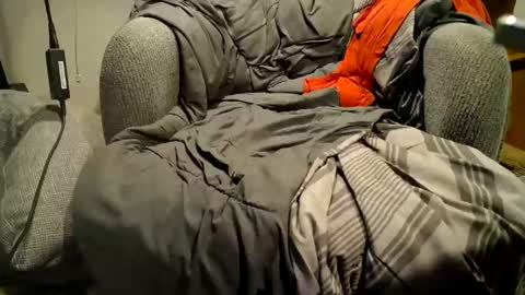 Snapshot of absolootzro chatting on 10/24/25, 08:55 absolootzro online show from 10/24/25, 08:55