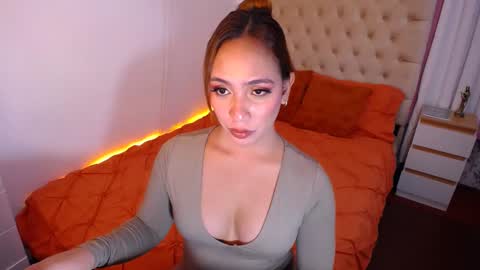 Snapshot of absolutely_gurjuice69 chatting on 01/23/25, 05:52 Hope online show from 01/23/25, 05:52