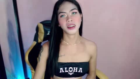 Snapshot of absolutelyselfsucker69 chatting on 02/11/25, 07:12 Miss Sophie online show from 02/11/25, 07:12