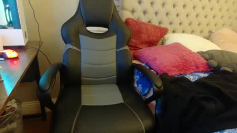 ac1d3athz online show from 02/06/25, 06:18