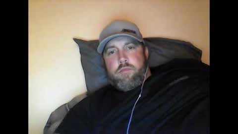 Snapshot of ace2 chatting on 10/28/25, 01:09 ace2 online show from 10/28/25, 01:09