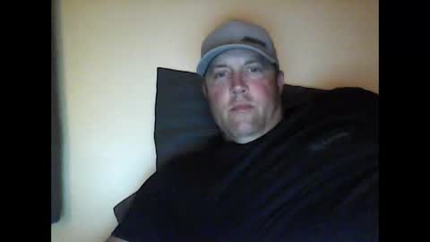 Snapshot of ace2 chatting on 04/27/26, 12:52 ace2 online show from 04/27/26, 12:52