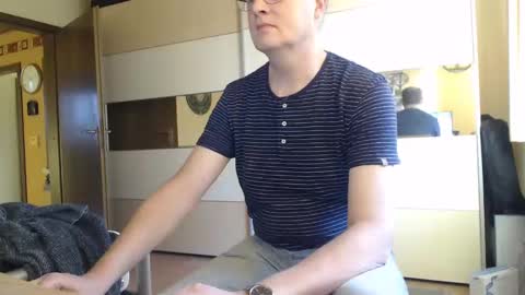 Snapshot of ach471 chatting on 12/22/24, 09:11 ach471 online show from 12/22/24, 09:11