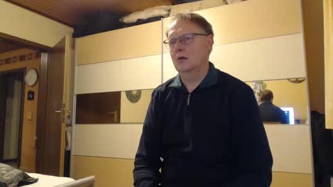 Snapshot of ach471 chatting on 02/04/25, 06:57 ach471 online show from 02/04/25, 06:57