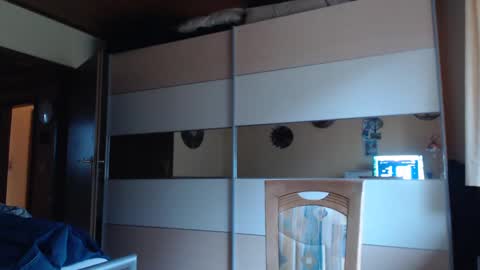 Snapshot of ach471 chatting on 02/08/25, 07:59 ach471 online show from 02/08/25, 07:59