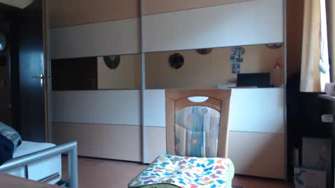 Snapshot of ach471 chatting on 02/23/25, 09:00 ach471 online show from 02/23/25, 09:00