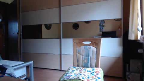 Snapshot of ach471 chatting on 02/26/25, 07:31 ach471 online show from 02/26/25, 07:31