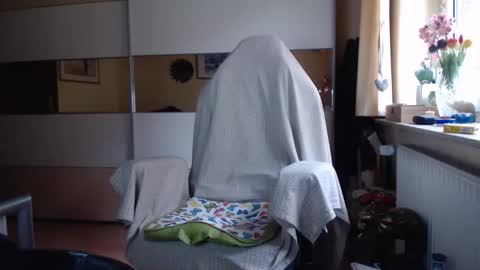 Snapshot of ach471 chatting on 11/05/25, 07:30 ach471 online show from 11/05/25, 07:30