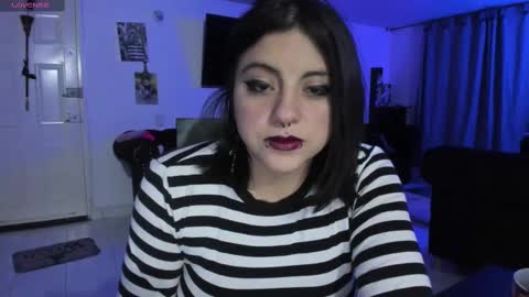 Snapshot of acid_alice666 chatting on 02/18/25, 02:05 Alice online show from 02/18/25, 02:05