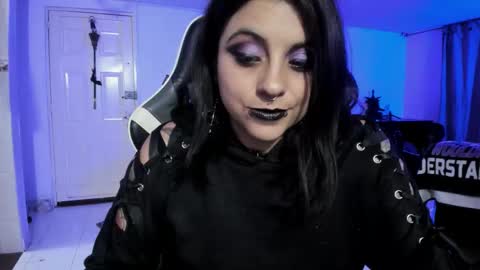 Snapshot of acid_alice666 chatting on 09/24/25, 03:43 Alice online show from 09/24/25, 03:43