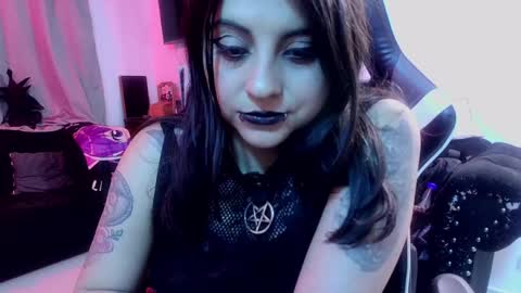 Snapshot of acid_alice666 chatting on 05/13/26, 03:04 Alice online show from 05/13/26, 03:04