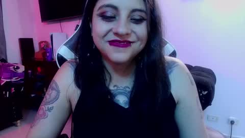 Snapshot of acid_alice666 chatting on 05/14/26, 02:07 Alice online show from 05/14/26, 02:07