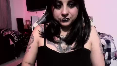 Snapshot of acid_alice666 chatting on 05/29/26, 02:42 Alice online show from 05/29/26, 02:42