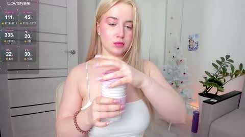 Anna FANSLY yesacid online show from 01/13/26, 04:07