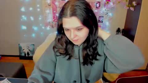 Kate online show from 04/25/26, 01:52