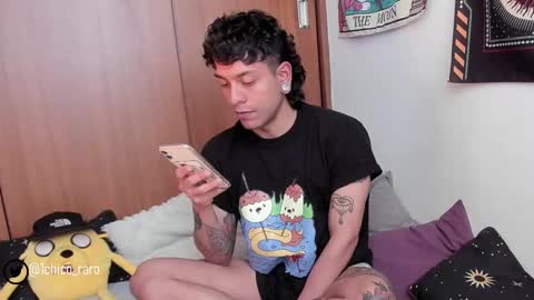 Snapshot of acid_time chatting on 02/11/25, 09:03 Jhonny online show from 02/11/25, 09:03