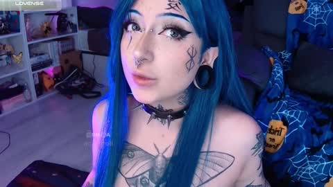 Snapshot of aciddroll chatting on 01/16/25, 11:48 Acid or Iya vacation November 19 to November 26 online show from 01/16/25, 11:48