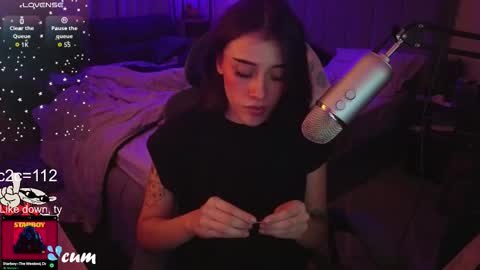 Snapshot of acidkaos chatting on 11/05/25, 08:42 Lana 3 online show from 11/05/25, 08:42