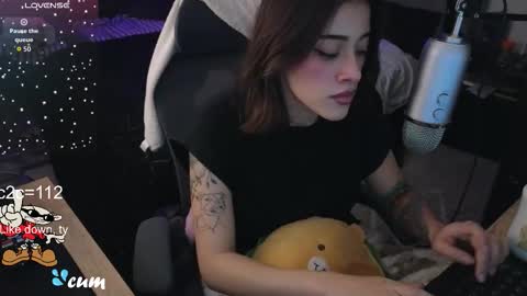 Snapshot of acidkaos chatting on 11/11/25, 10:32 Lana 3 online show from 11/11/25, 10:32