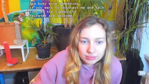 Snapshot of acidmelanie chatting on 10/11/25, 06:28 Melanie online show from 10/11/25, 06:28