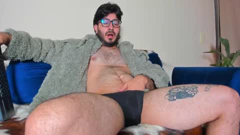 R. online show from 01/10/25, 12:47