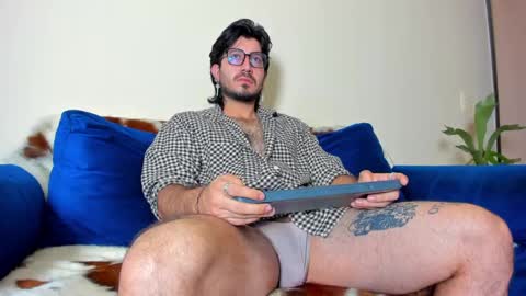 R. online show from 03/06/25, 09:25