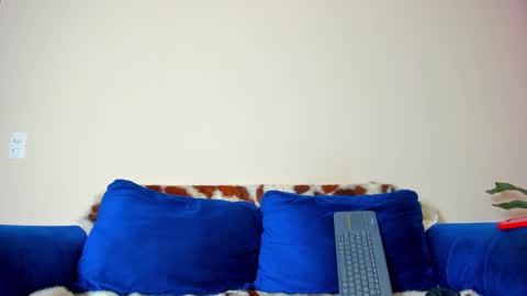 R. online show from 03/11/25, 02:07