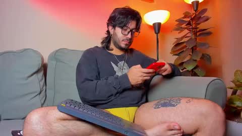 R. online show from 09/14/25, 10:03