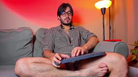 R. online show from 10/03/25, 10:45