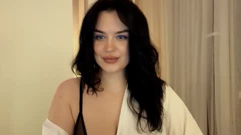 my inst   love inside 17 online show from 09/13/25, 05:57