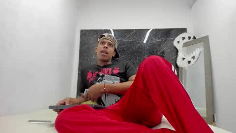 Snapshot of ada_brooke chatting on 11/20/25, 02:06 ada_brooke online show from 11/20/25, 02:06