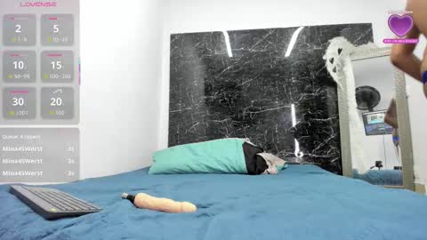 Snapshot of ada_brooke chatting on 11/29/25, 12:13 ada_brooke online show from 11/29/25, 12:13