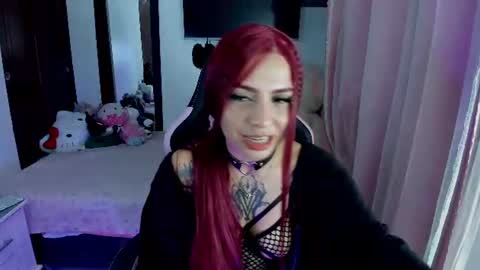 Snapshot of ada_luna01 chatting on 07/23/26, 06:33 online show from 07/23/26, 06:33