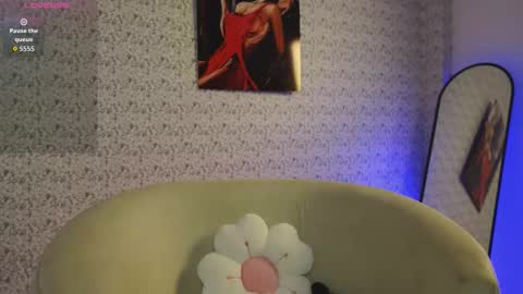 Snapshot of adablue25 chatting on 11/08/25, 02:45 Ada Blue online show from 11/08/25, 02:45